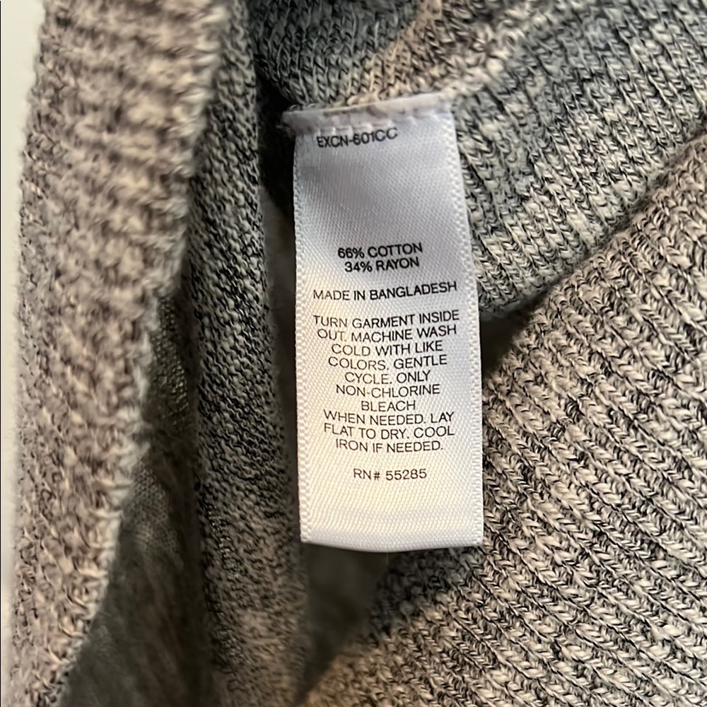 Gray Knit Sweater - Picture 4 of 6